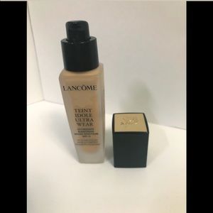 Lancôme Teint Idole Ultra Long Wear Foundation
